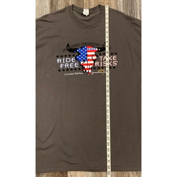 Sturgis Buffalo Chip 2017 Ride Free Take Risks Biker Rall Mens T-Shirt Size 2XL - Picture 9 of 12